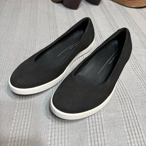 Ecco Black Barentz Ballerina White Rubber Sole Flat Size 38